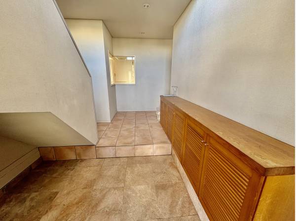 玄関も広いです！