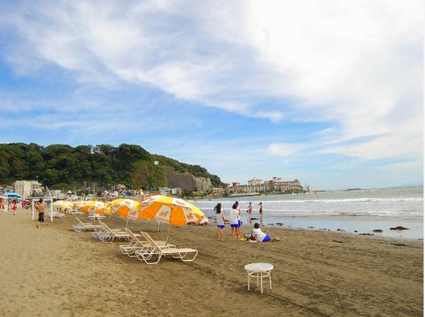 材木座海岸まで徒歩10分（約750ｍ）