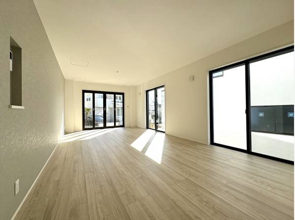 ゆったり開放的なリビング