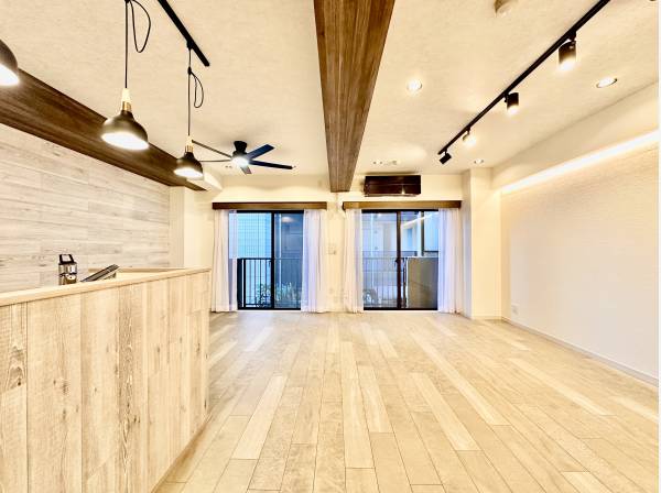 約２０帖の広いＬＤＫスペース