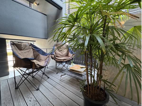 リビングからつながるテラス