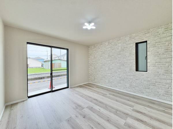 陽光を沢山取り込める大きな窓