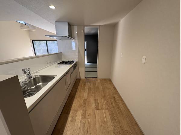 キッチンもいい感じです。