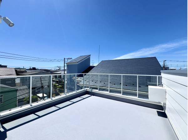 外空間を存分に楽しむプライベートテラス