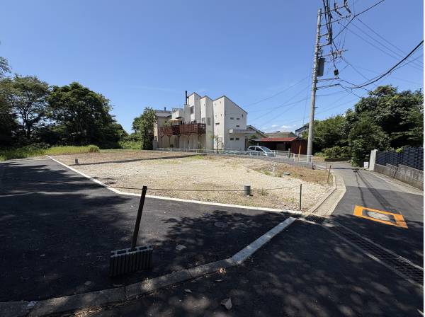 全3区画で残り1区画！お好きなハウスメーカーさんで建てられます！
