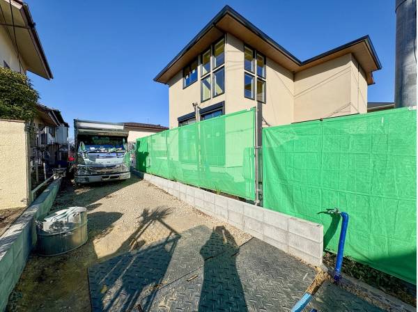 カースペースは車種により2台分完備！