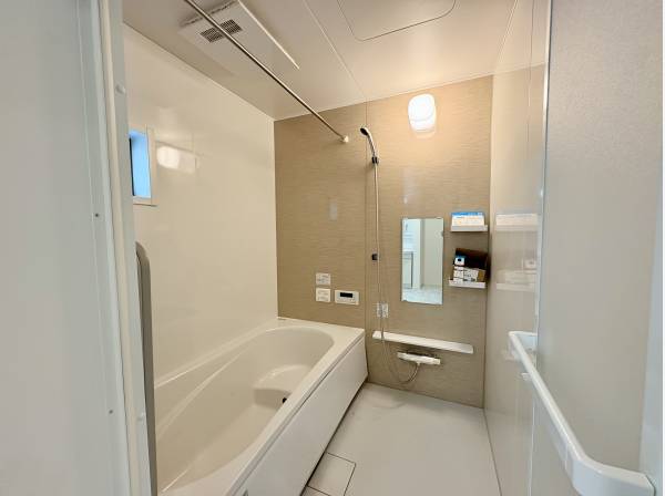 まったり入浴できるバスルーム