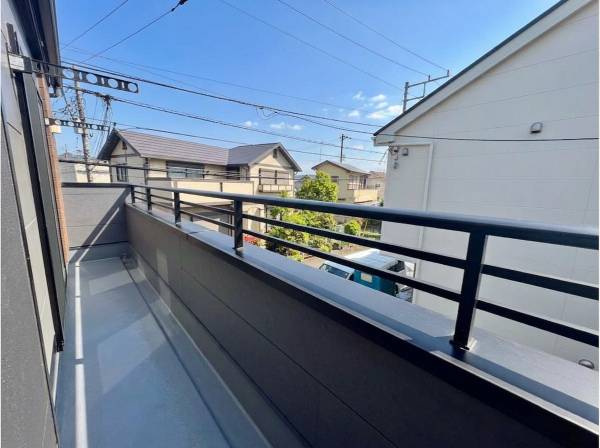 バルコニーの日当たりも良好です！