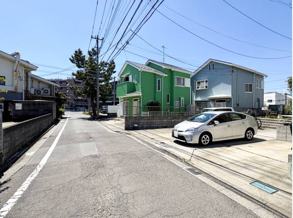 ゆとりのある前面道路