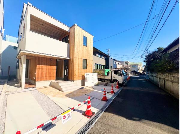～☆人気の辻堂エリアに注文住宅のような新築戸建が登場！～
