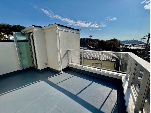 ルーフバルコニーは7.1帖！湘南ならではの絶景を一望！