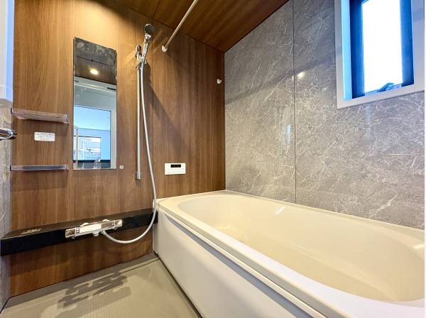 落ち着きのあるバスルーム