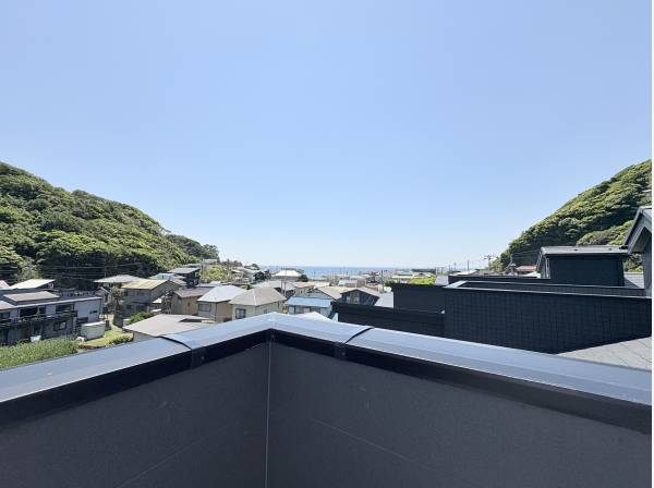 海を望めます。