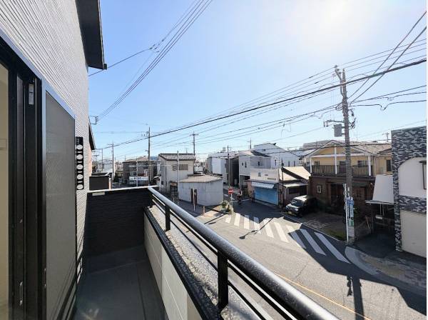 日当たりの良いバルコニー