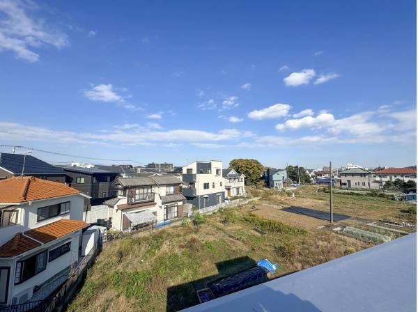 のどかな眺望が広がる穏やかな住環境です