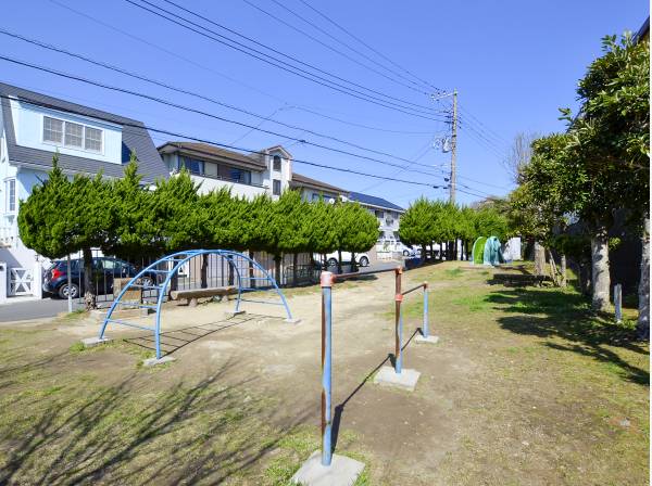 たきが谷公園まで徒歩3分（約180m）