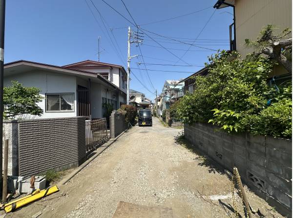 前面道路 幅員約4.2mとしっかり広さを確保