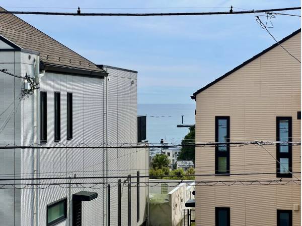 海を望みます