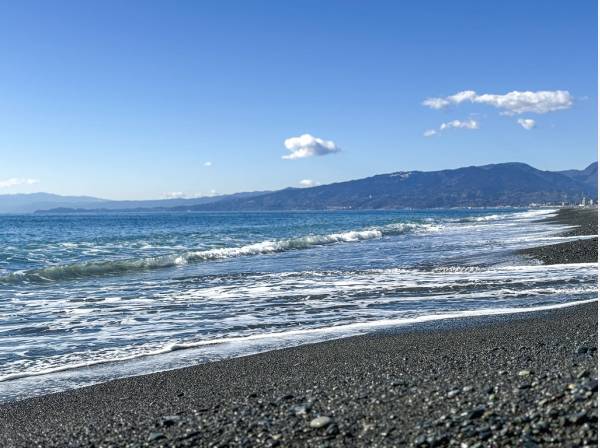 海まで徒歩8分（約640m）