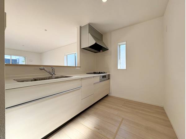 ゆとりのあるキッチンです。