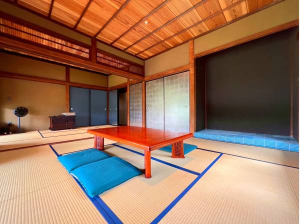 古き良き日本の和室でございます