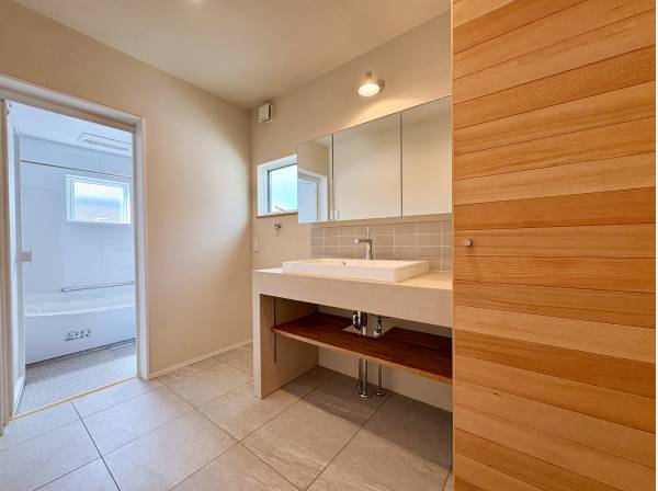 水回りもこだわりの造形となっております