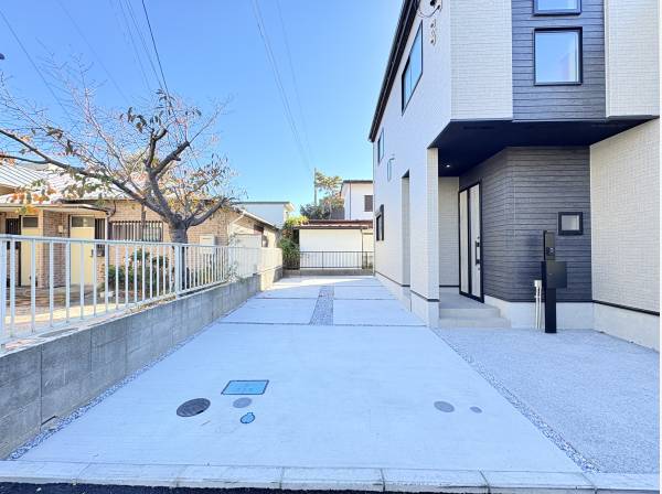 カースペース縦列２台分