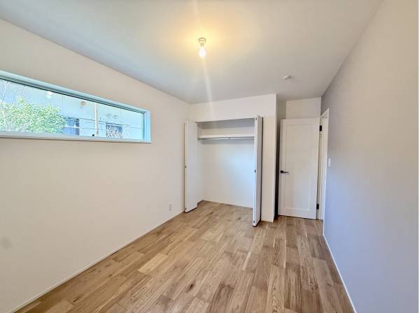 クローゼット完備の居室