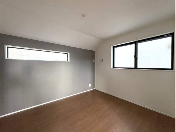 リビング横にはお部屋が併設