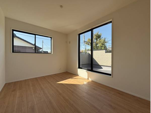 洋室は全部で5室ございます。