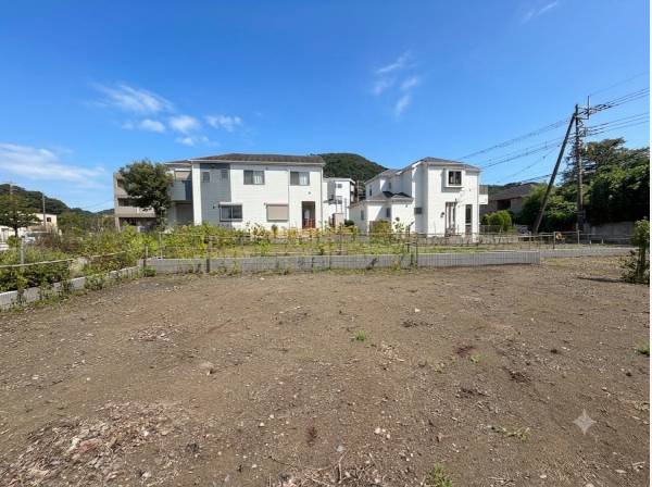 土地面積約182.16㎡(約55.10坪)とゆとりの空間