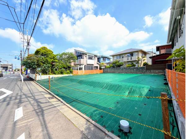 海までも徒歩13分、散歩が日課になる立地です