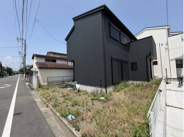 黒で統一されたデザイナーズハウス