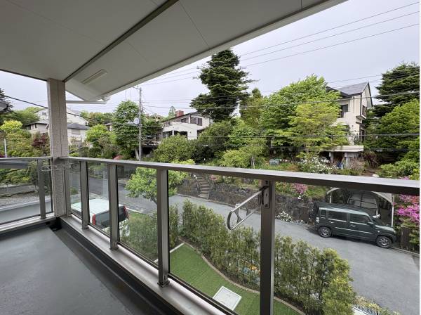 ２階のインナーバルコニーです