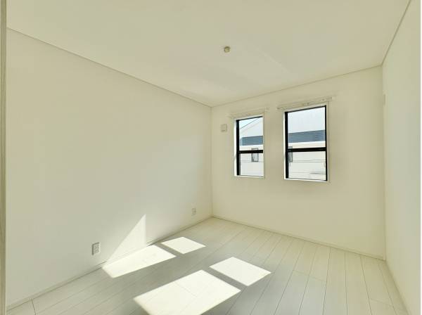 居室には爽やかな風をたっぷりと取り込みます