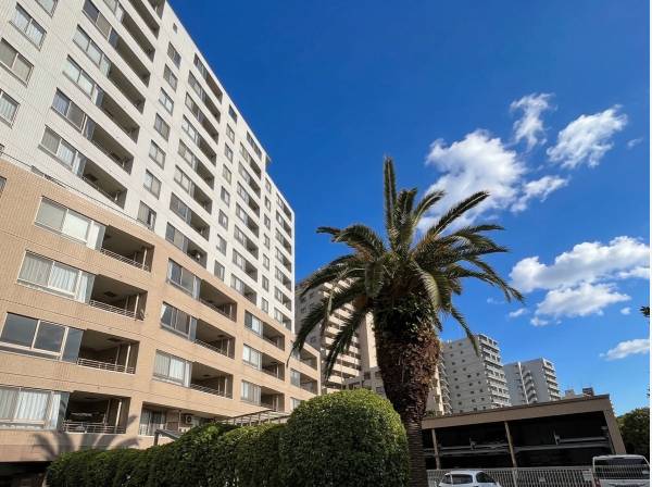 湘南らしい外観！　ぜひ実際にご確認くださいませ！
