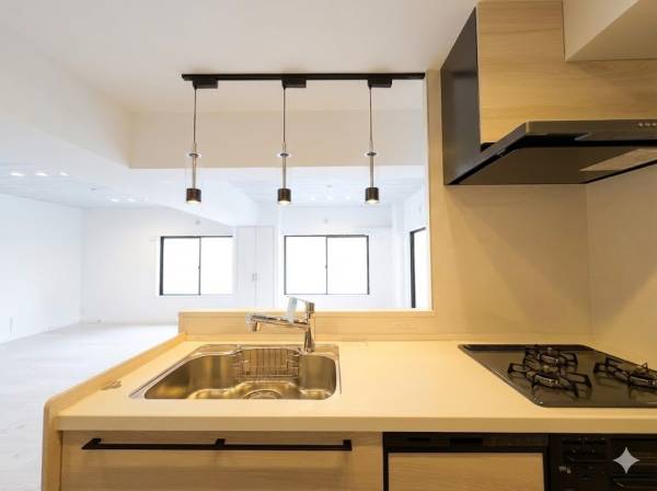 部屋全体を見渡す対面式キッチン