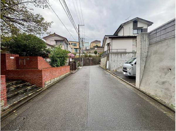 高台により、気持ちの良い風が入ってきます