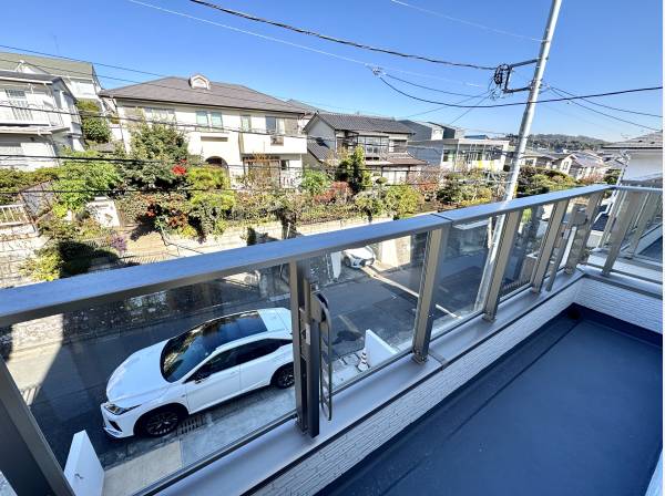 サニタリー裏にはサブバルコニーを完備