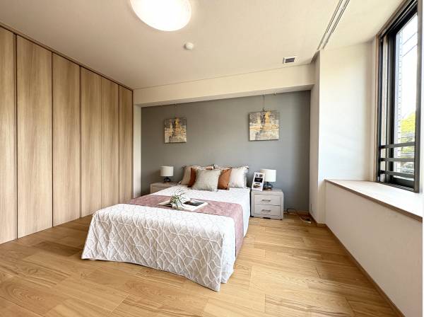 居室は2部屋ございます