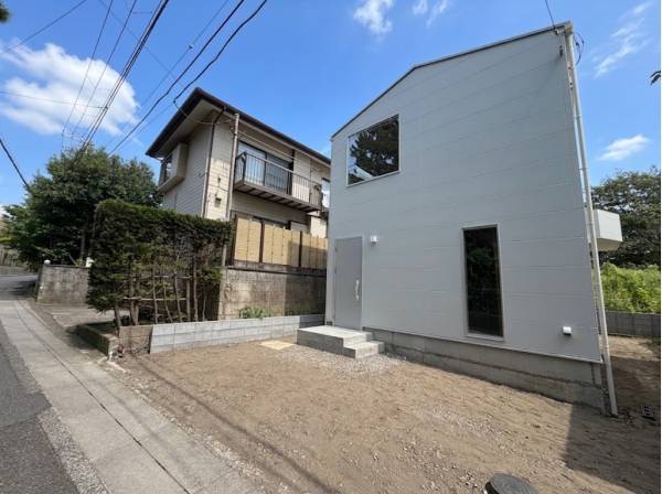 シンプルだからこそ飽きの来ない外観
