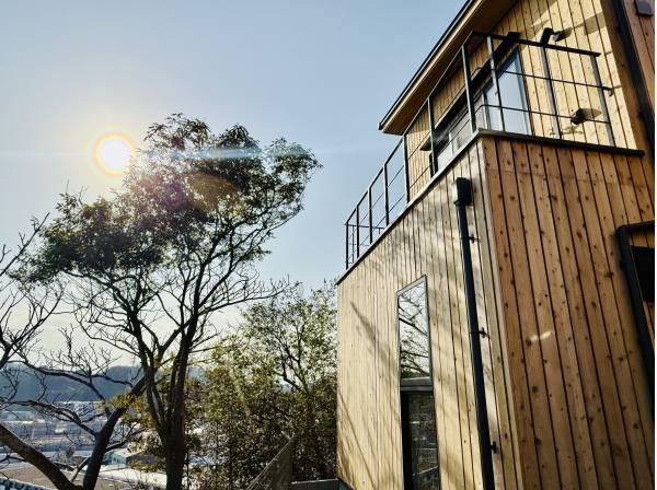 南側には何もない人目が気にならない生活