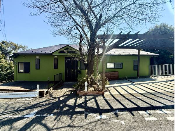 駐車場は3台分確保(車種により)