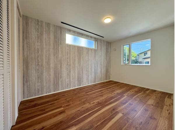 主寝室はリゾートホテルのような空間