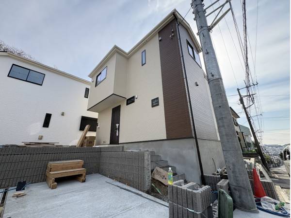 約44坪の角地に佇むスタイリッシュな邸宅