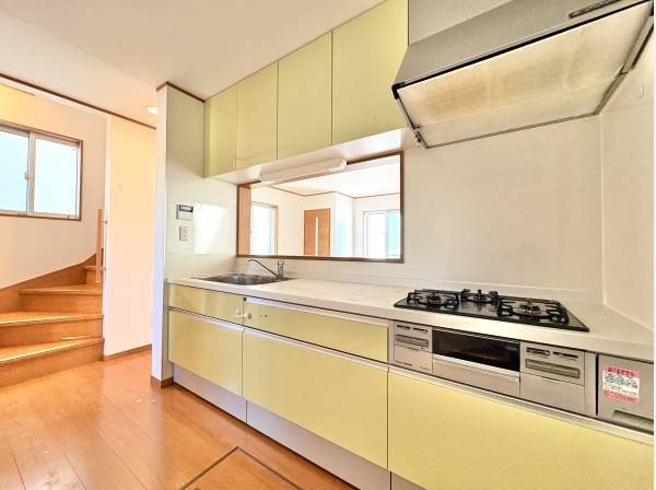 対面式システムキッチン