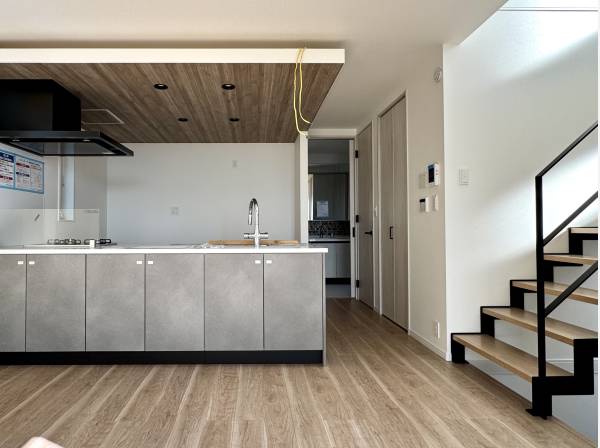 室内は洒落たデザイン