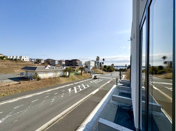 ウッドバルコニーを建設予定！