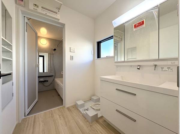 パウダールーム