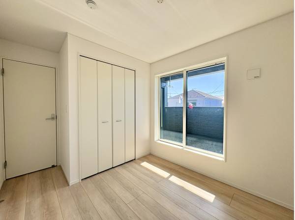 各居室にクロゼットを完備